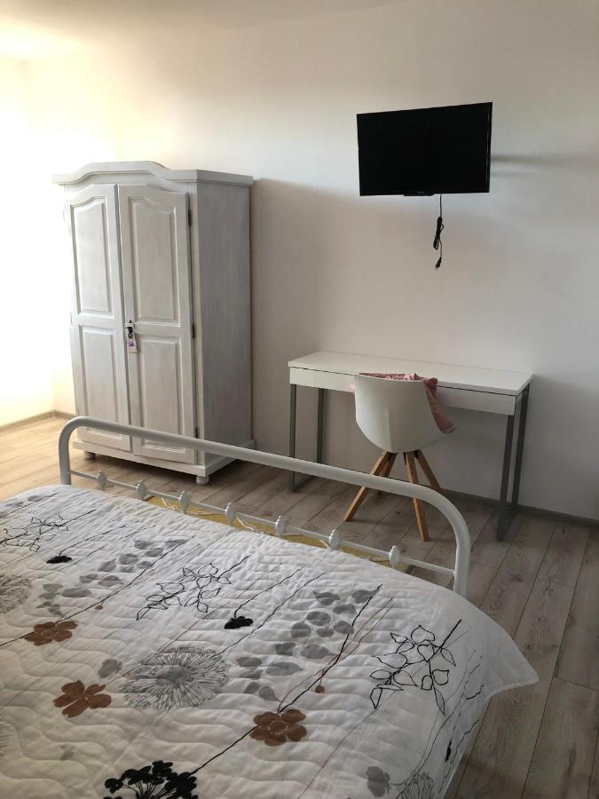 Pensiunea Cretisoara Cîmpulung Extérieur photo